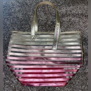 Victoria’s Secret Tote Bag ☀️